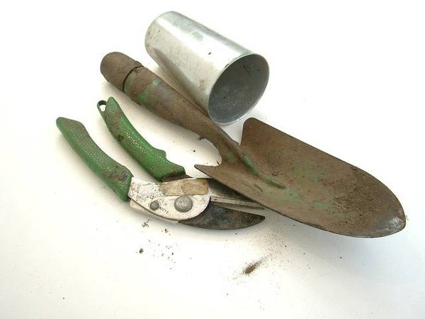 Outils de jardinage pour le jardinage urbain à la maison
