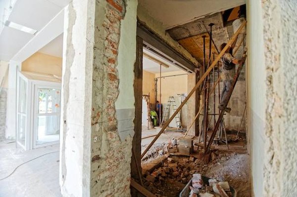 Où trouver un bon maçon pour faire la rénovation de qualité pour ma maison ?